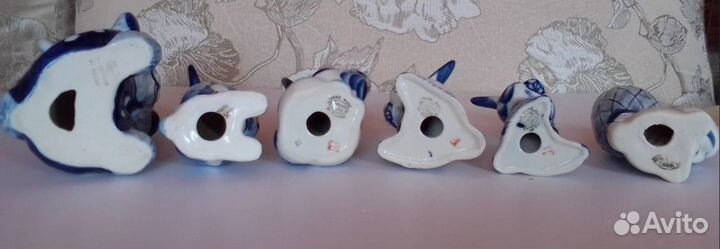 Гжель, статуэтки, Зайчики