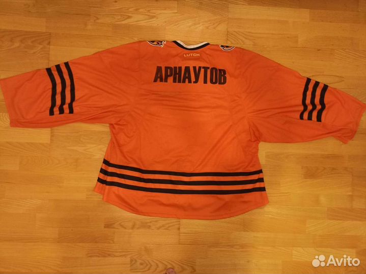 Коллекционный свитер хоккей клуба Амур Хабаровск