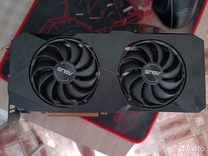 Видеокарта Asus rx5700xt