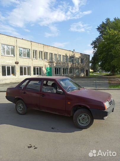 ВАЗ 21099 1.5 МТ, 1996, 100 000 км