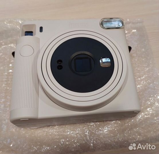 Фотоаппарат моментальной печати instax