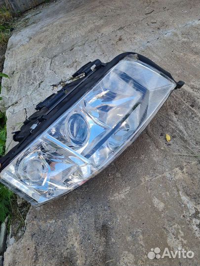 Фара передняя правая Audi A6 C6