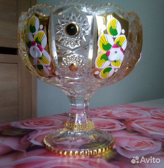 Ваза конфетница на ножке