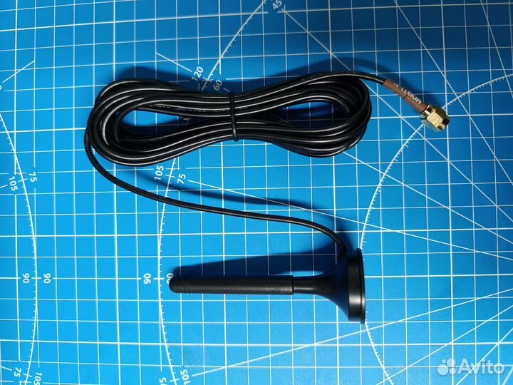 Внешняя GSM антенна SMA