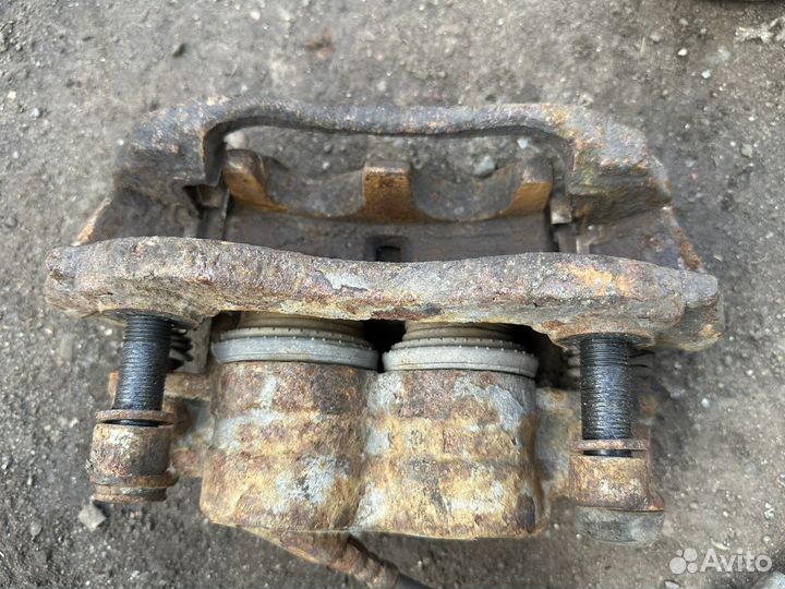 Суппорт передний со скобой Fiat Ducato 250