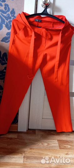 Новые брюки 46 размер