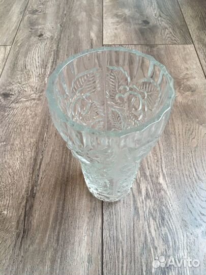 Ваза хрустальная
