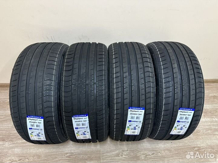 Triangle EffeXSport TH202 255/45 R19 105W