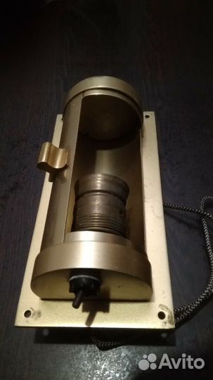 Настенный судовой светильник