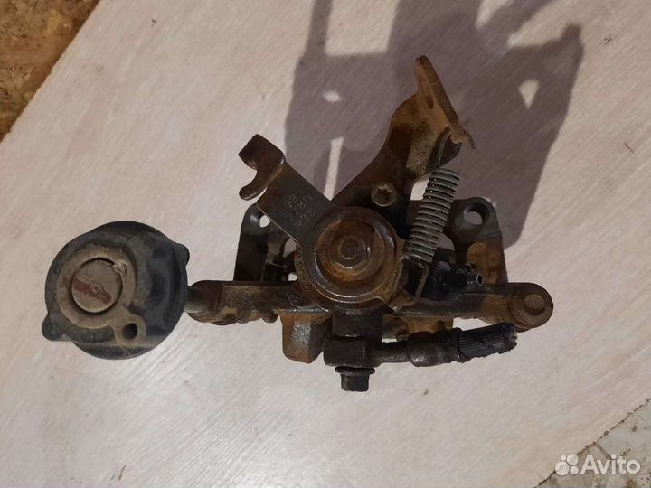 Суппорт задний правый Opel Astra J Astra JTS