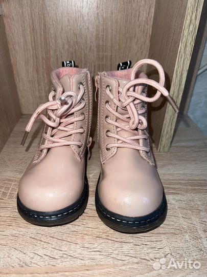 Обувь детская 22 23 25 размер
