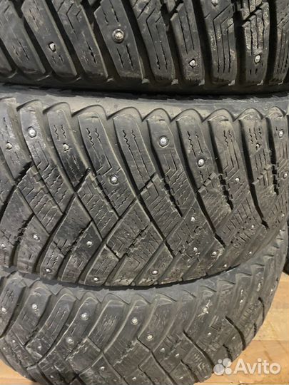 Goodyear Ultragrip Ice Arctic 215/55 R17 94T