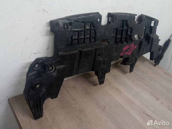 Кронштейн решетки радиатора haval M6