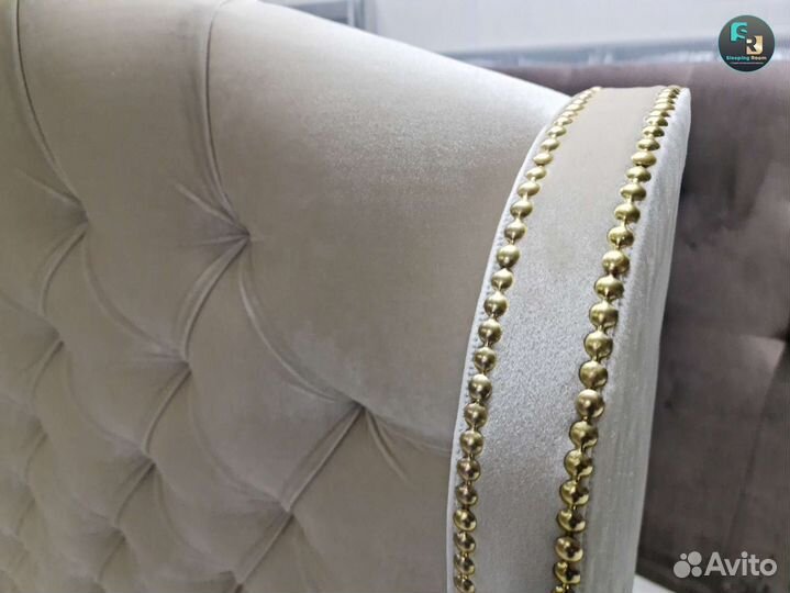 Кровать двуспальная