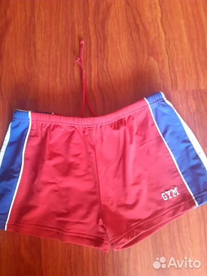 Плавки фирменные и шорты