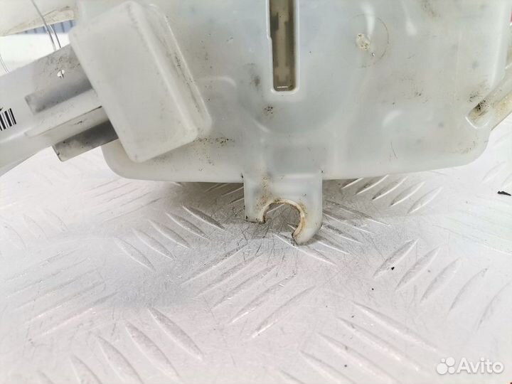 Бачок главного тормозного цилиндра Lexus RX