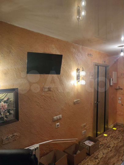 2-к. квартира, 52 м², 1/10 эт.