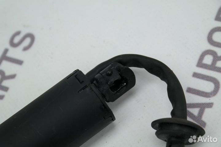 Амортизатор крышки багажника I-Pace X590 2018