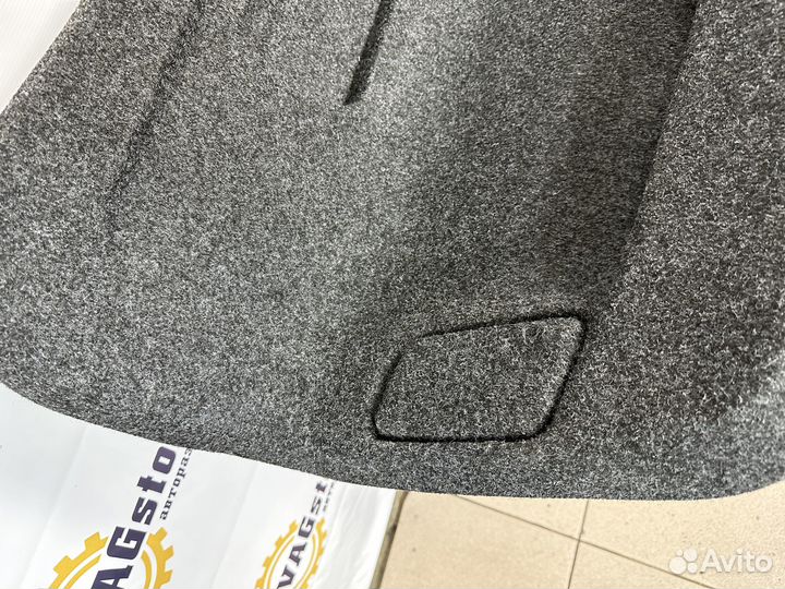 Обшивка крышки багажника Volkswagen Passat B6