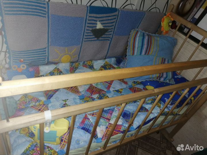Кроватка детская