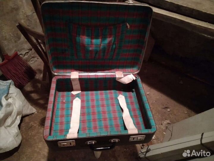 Чемоданы времен СССР