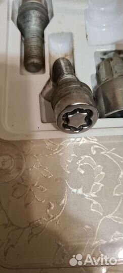 Секретки на диски колёс