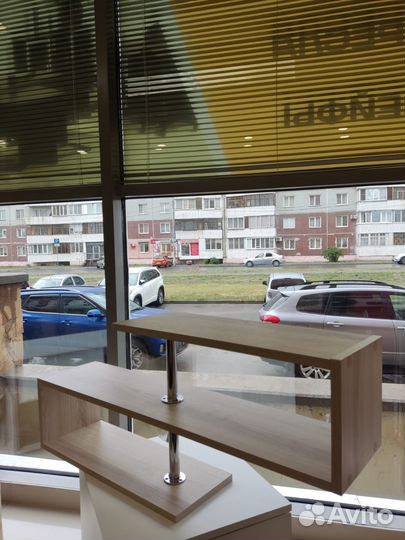 Полка настенная навесная