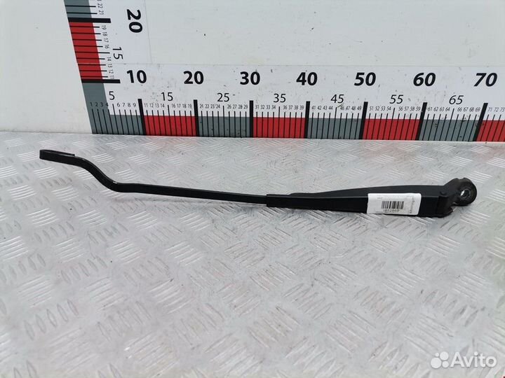 Щеткодержатель (поводок стеклоочистителя, дворник)