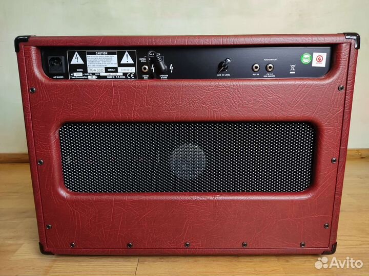 Гитарный комбоусилитель