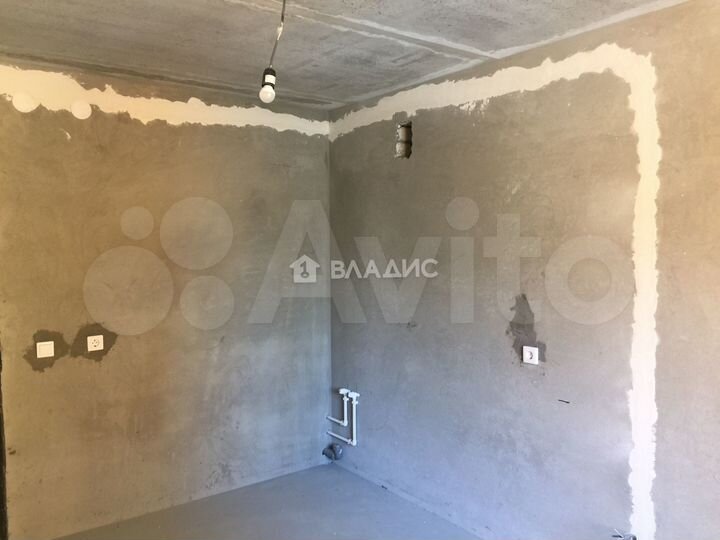 2-к. квартира, 67,7 м², 3/15 эт.