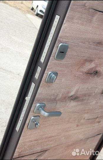 Дверь входная металлическая 10,5 см