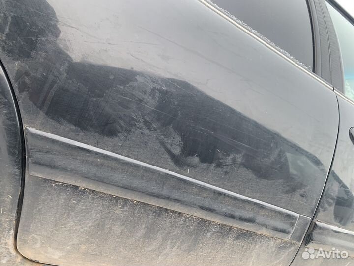 Молдинг двери nissan maxima a32