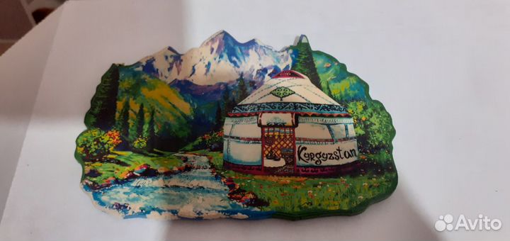 Магнитики на холодильник