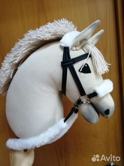 Хоббихорс. Фьерд. Лошадь на палке