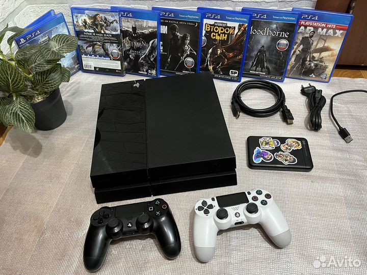 Sony PlayStation 4 Fat+ништяки+750 игр