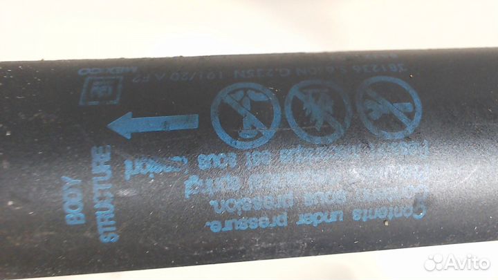 Амортизатор крышки багажника GMC Terrain 2017, 202