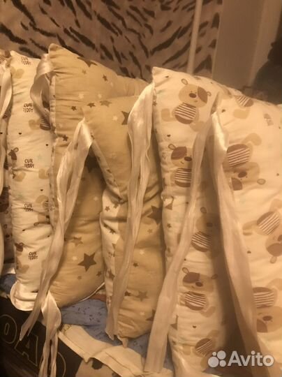 Бортики в кроватку комплект