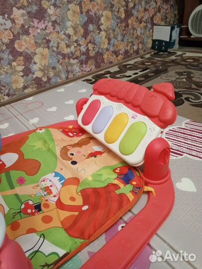Развивающий коврик с пианино