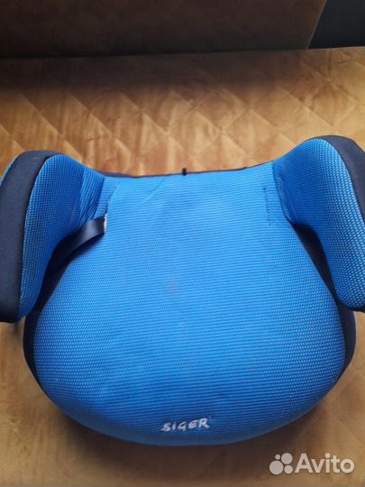 Детское авто кресло Бустер Siger Fix