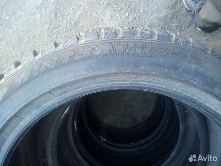 Dunlop SP Winter Ice 03 235/45 R18
