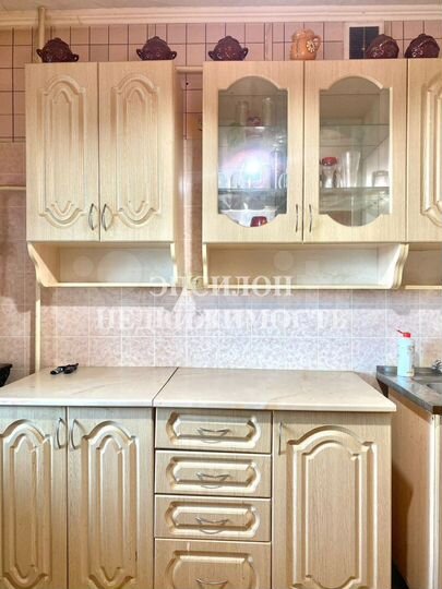 3-к. квартира, 60 м², 2/5 эт.