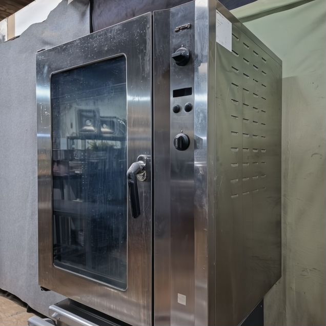 Печь конвекционная Smeg 10 для общепита