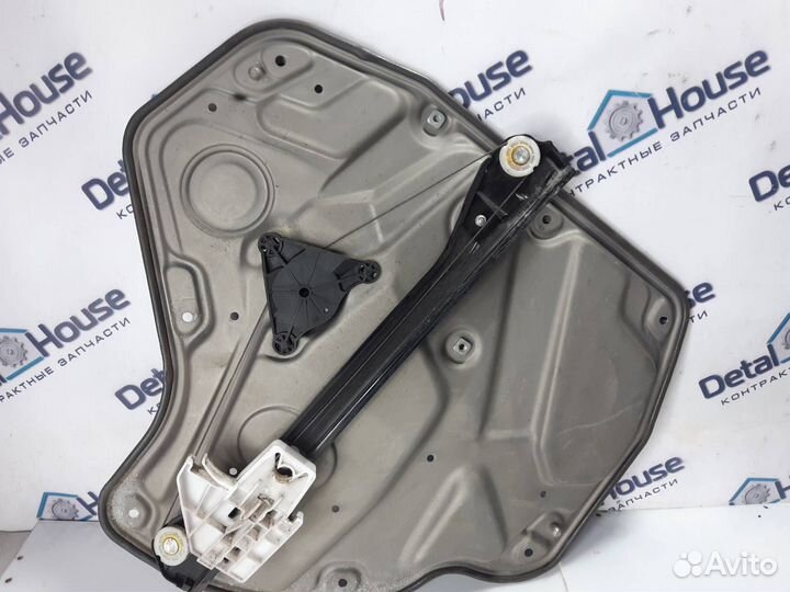 Стеклоподъемник задний левый Skoda Octavia A5 1.9