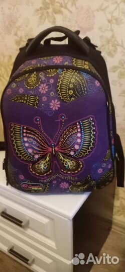 Рюкзак школьный