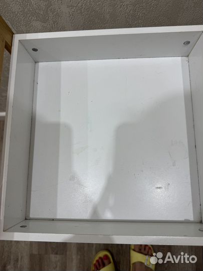 Этажерка на колесиках