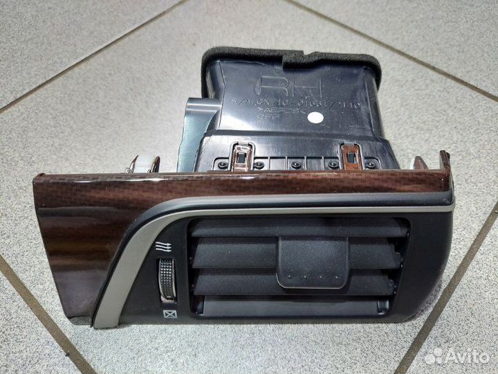 Воздуховод правый Toyota Camry AVV50-1050975