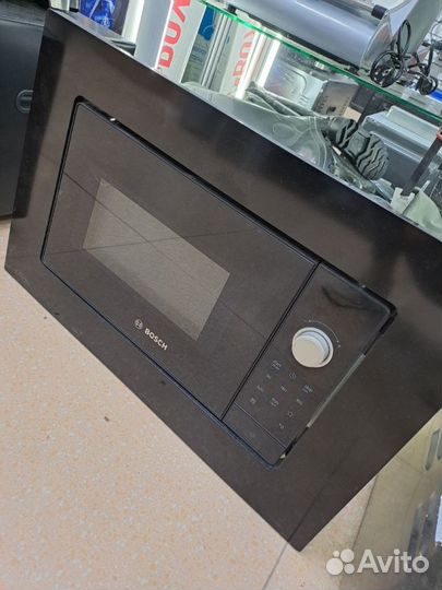 Микроволновая печь. Bosch BFL623MB3