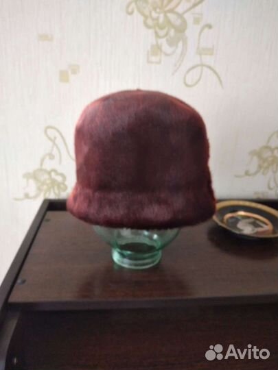 Женская шапка из нерпы