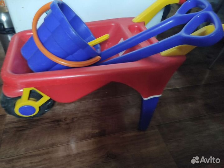 Тачка детская