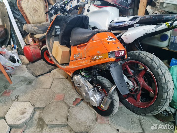 Скутер suzuki sepia racing